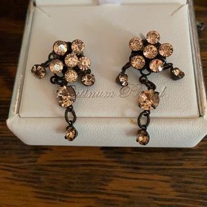 Earrings jewel Beautiful gem stone earrings.  New.